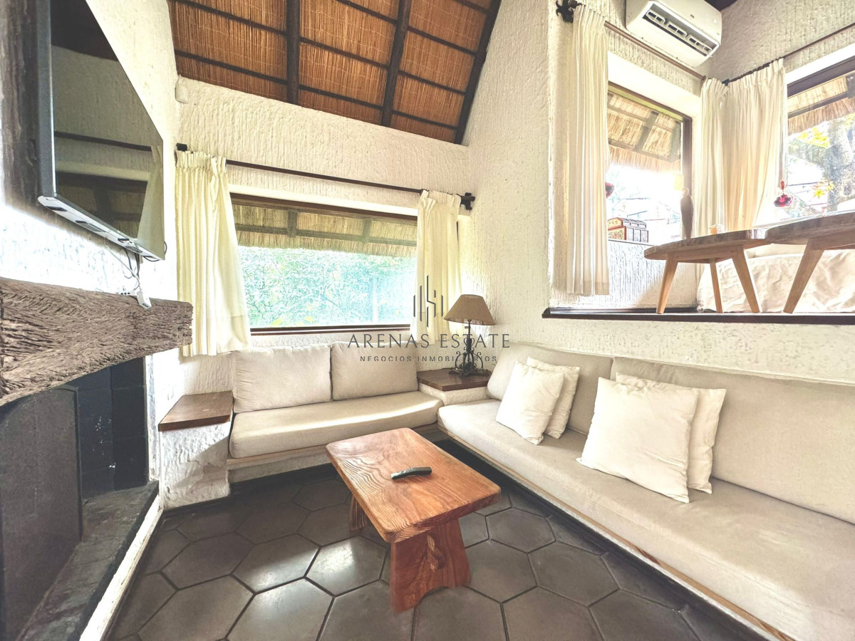 Casa ID.2465 - Casa en Venta en San Rafael Cuatro Dormitorios