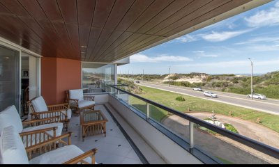 VENTA DE 3 SUITES FRENTE AL MAR EN BRAVA PUNTA DEL ESTE