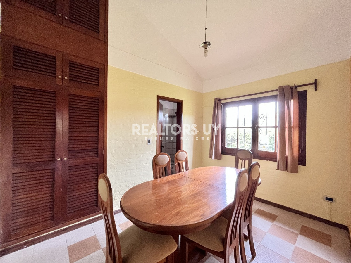 Casa ID.81 - Casa en Venta de Tres Dormitorios en Jardines de Córdoba 