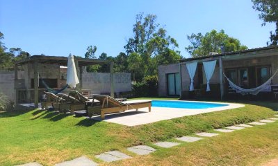Casa en Alquiler Jardines de Córdoba, Punta del Este