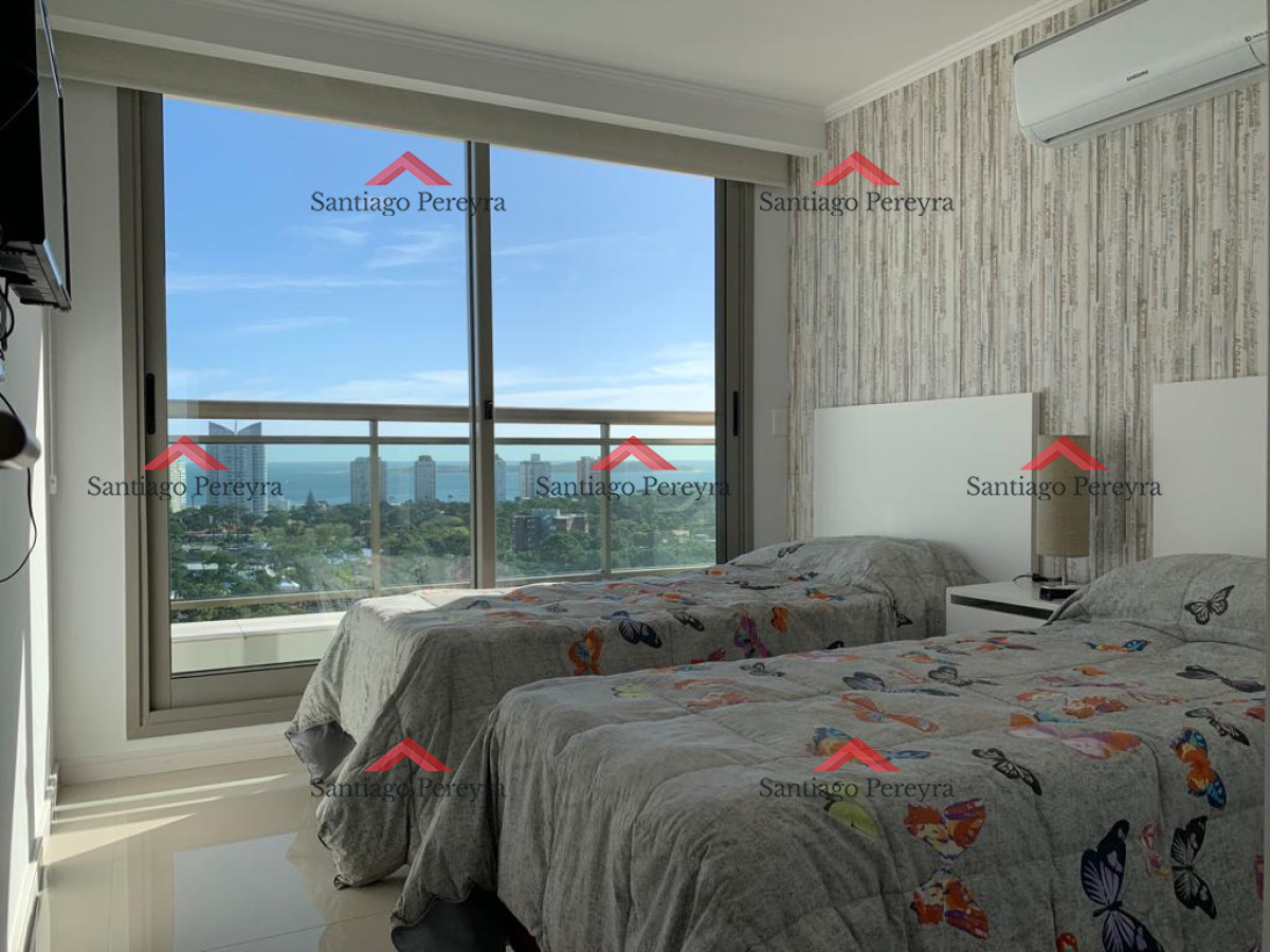 Apartamento ID.6815 - Excelente Apartamento de Dos Dormitorios con Vista al Mar - Punta del Este