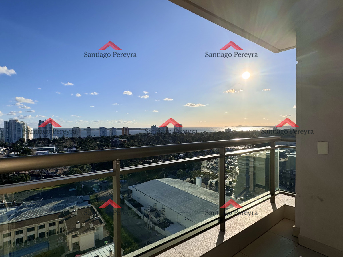 Apartamento ID.6815 - Excelente Apartamento de Dos Dormitorios con Vista al Mar - Punta del Este