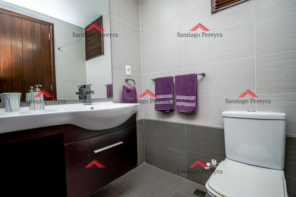 Casa ID.5442 - Excelente casa en Venta en parada 15 de la Mansa