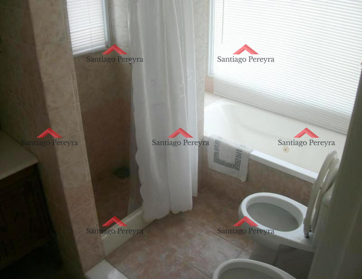 Casa ID.8497 - Punta Ballena Casa en Venta Cuatro Dormitorios
