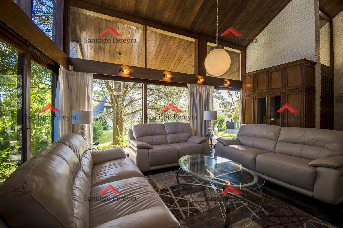 Casa ID.5442 - Excelente casa en Venta en parada 15 de la Mansa