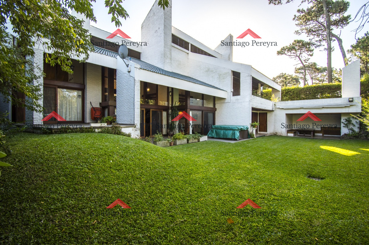 Casa ID.5442 - Excelente casa en Venta en parada 15 de la Mansa
