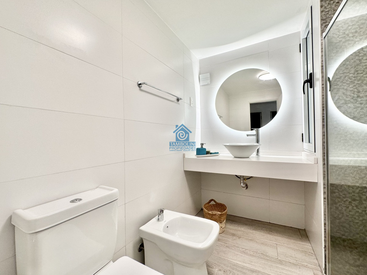 Casa ID.295 - Buena casa en San Rafael de Cuatro Dormitorios con Pisicina