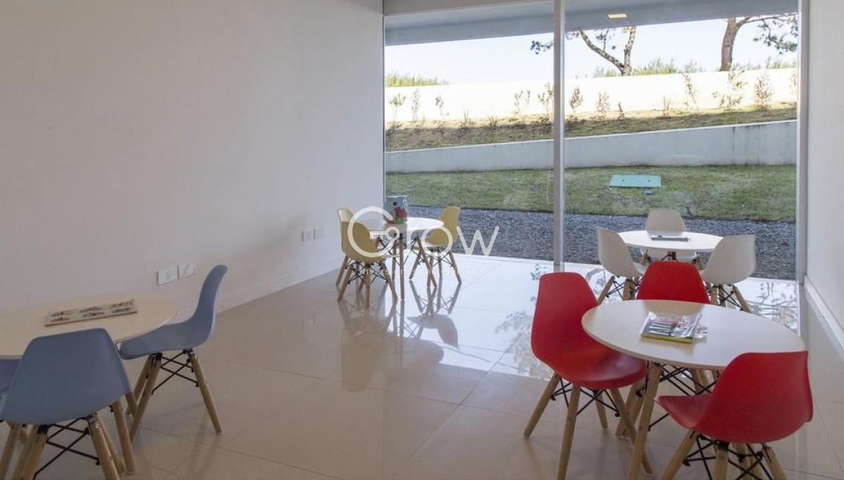 Apartamento ID.822 - Apartamento Frente al Mar en Venta Dos Dormitorios