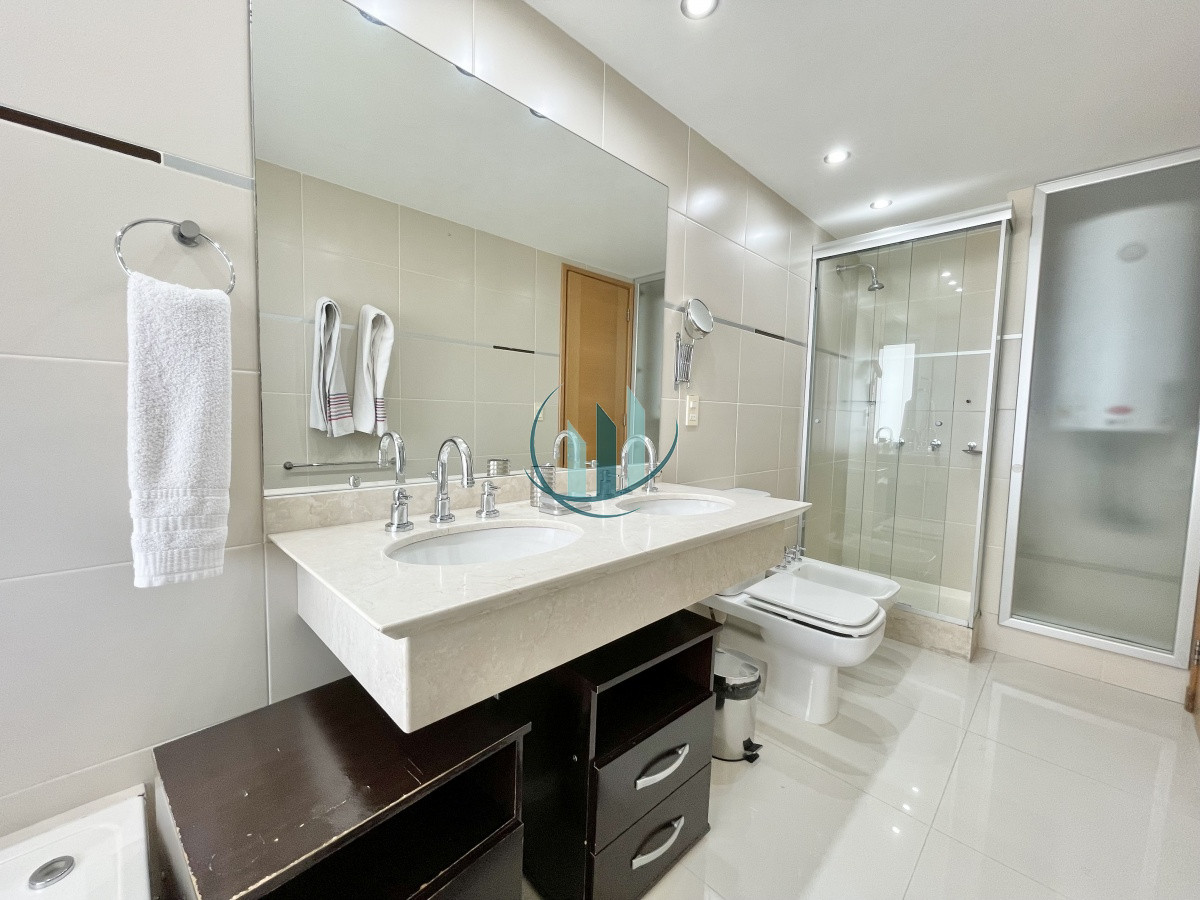 Apartamento ID.153 - Season Tower Punta del Este Departamento en Venta