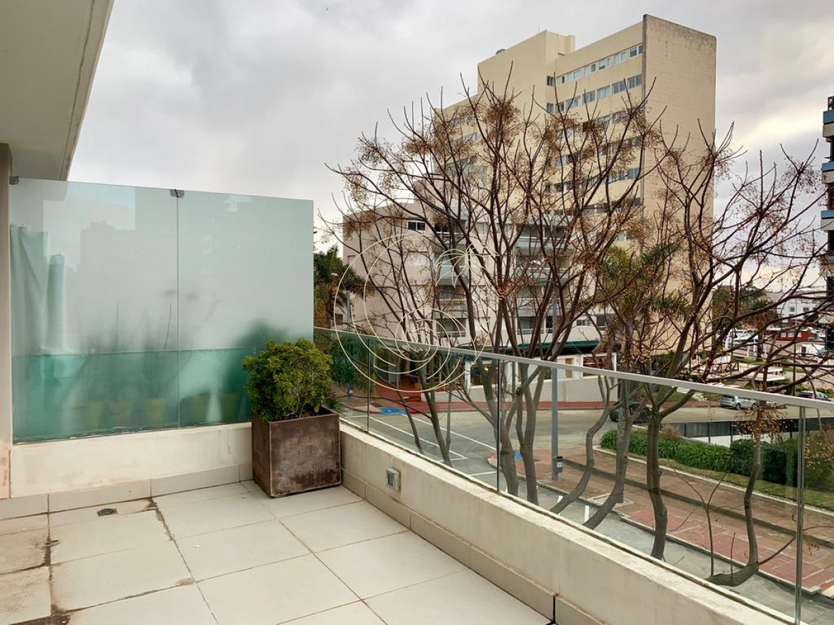 Apartamento ID.21092480 - Apartamento de un dormitorio en alquiler anual, Punta del Este