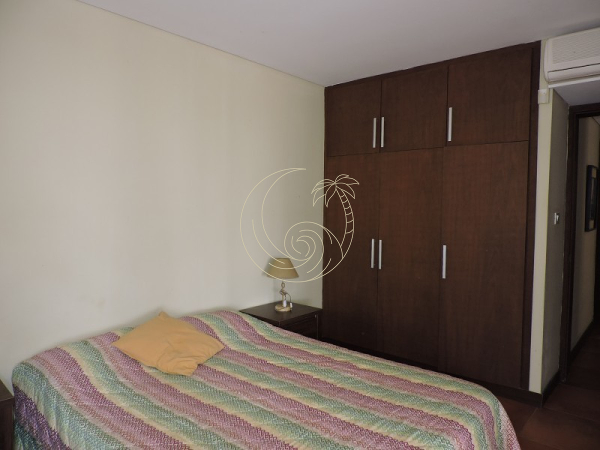 Casa ID.21092733 - Casa en Alquiler 5 dormitorios, Montoya, La Barra