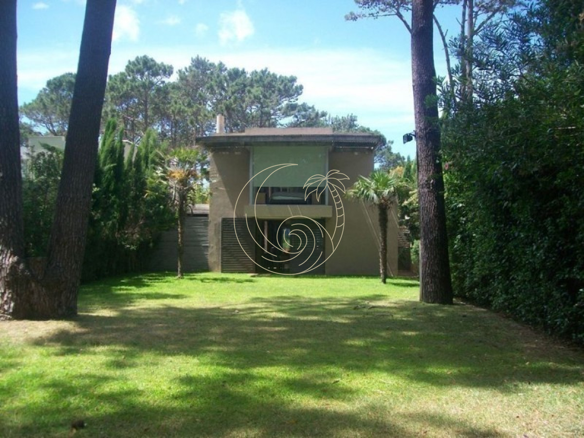 Casa ID.21092733 - Casa en Alquiler 5 dormitorios, Montoya, La Barra