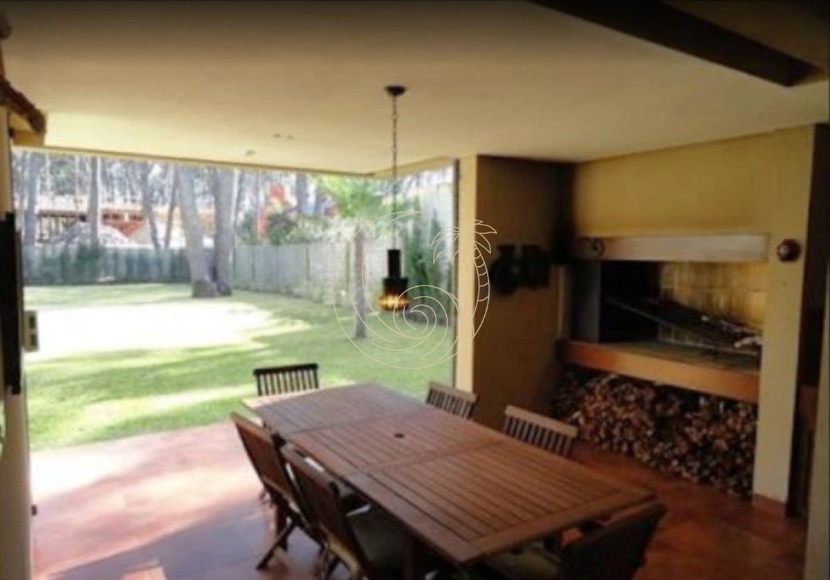 Casa ID.21092733 - Casa en Alquiler 5 dormitorios, Montoya, La Barra