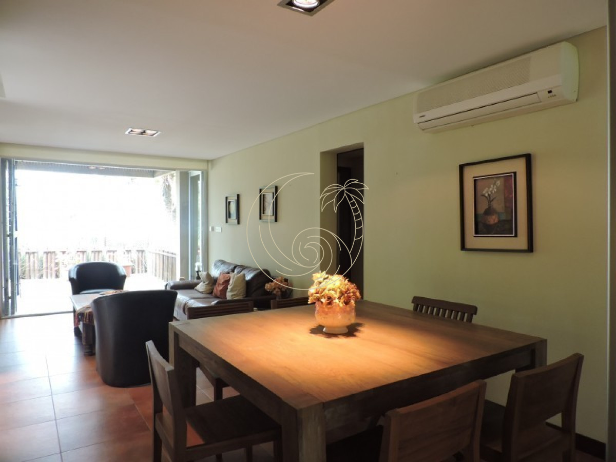 Casa ID.21092733 - Casa en Alquiler 5 dormitorios, Montoya, La Barra