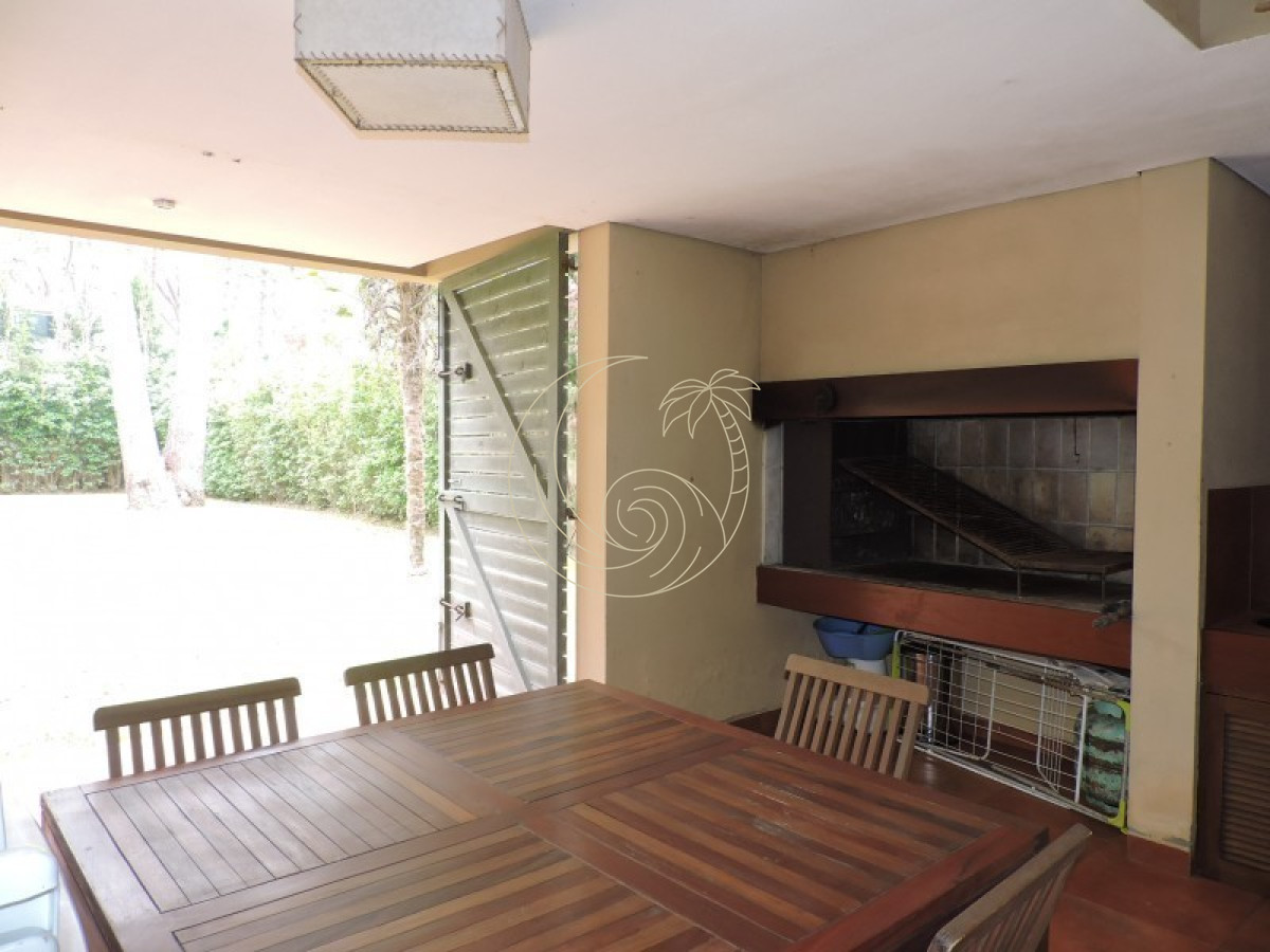 Casa ID.21092733 - Casa en Alquiler 5 dormitorios, Montoya, La Barra