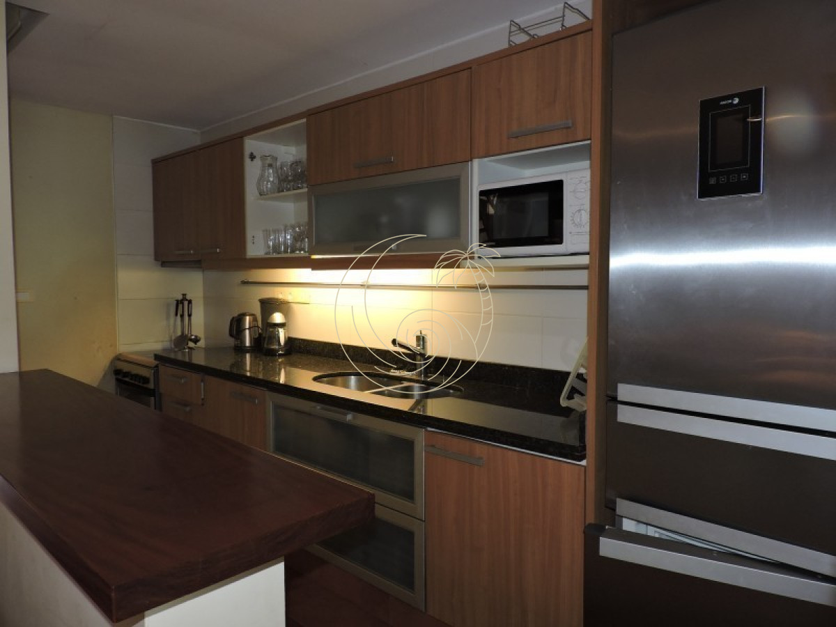 Casa ID.21092733 - Casa en Alquiler 5 dormitorios, Montoya, La Barra