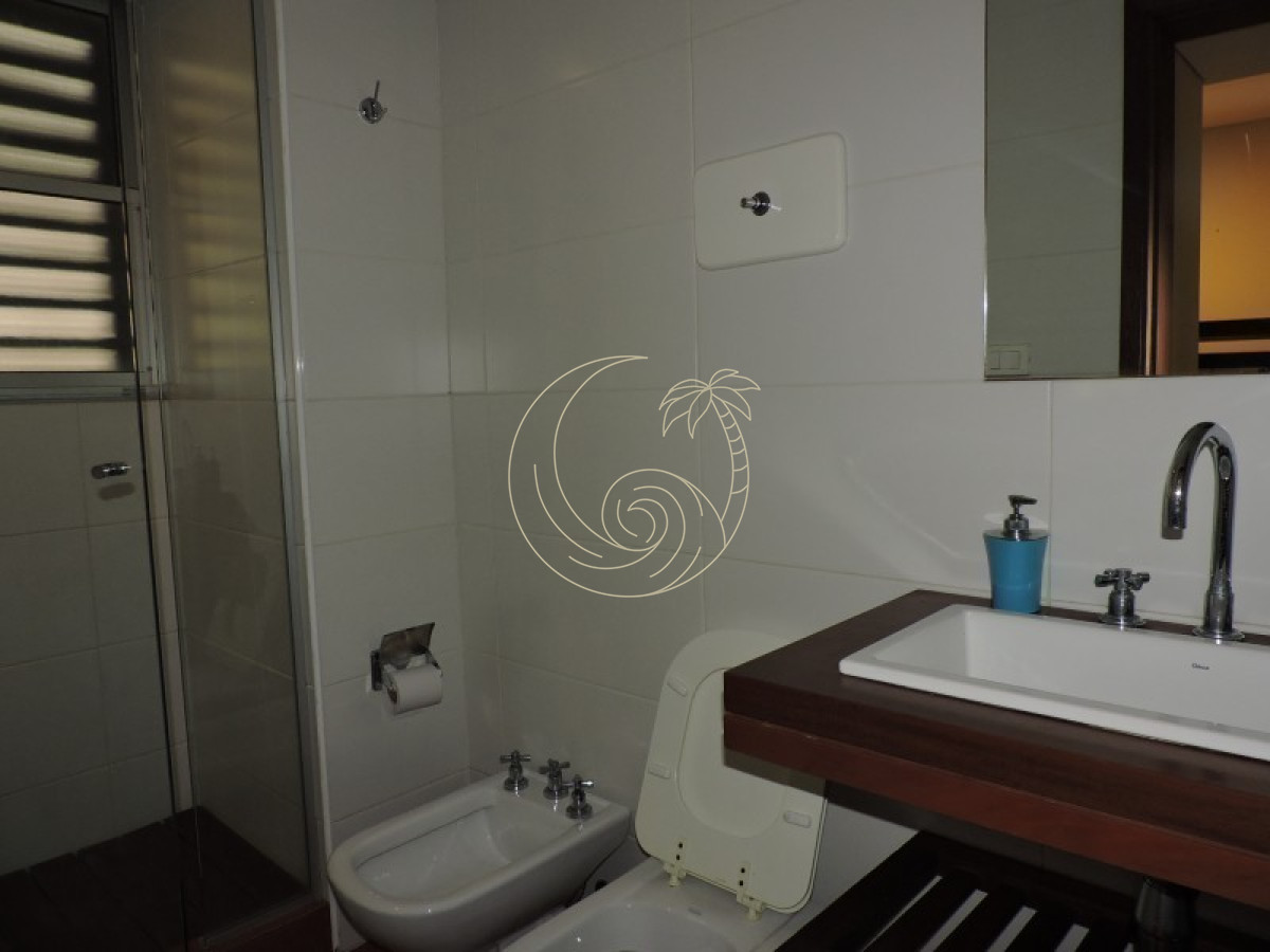 Casa ID.21092733 - Casa en Alquiler 5 dormitorios, Montoya, La Barra
