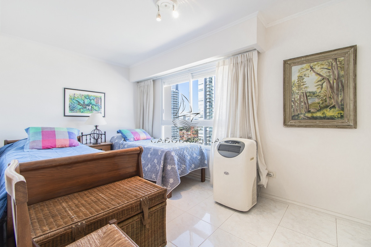 Apartamento ID.680 - Apartamento de tres dormitorios en Coral Tower en alquiler Temporal