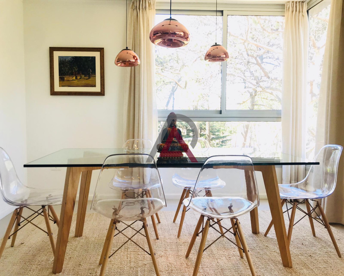 Apartamento ID.276 - Moderno Apartamento de Dos Dormitorios con Balcón en Venta - Punta del Este