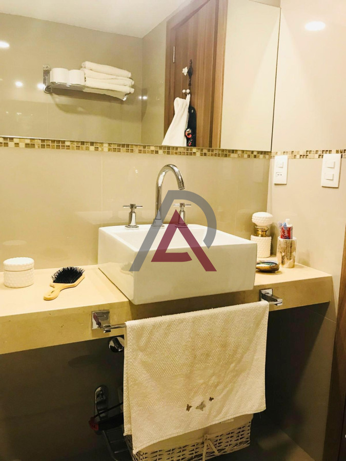 Apartamento ID.276 - Moderno Apartamento de Dos Dormitorios con Balcón en Venta - Punta del Este