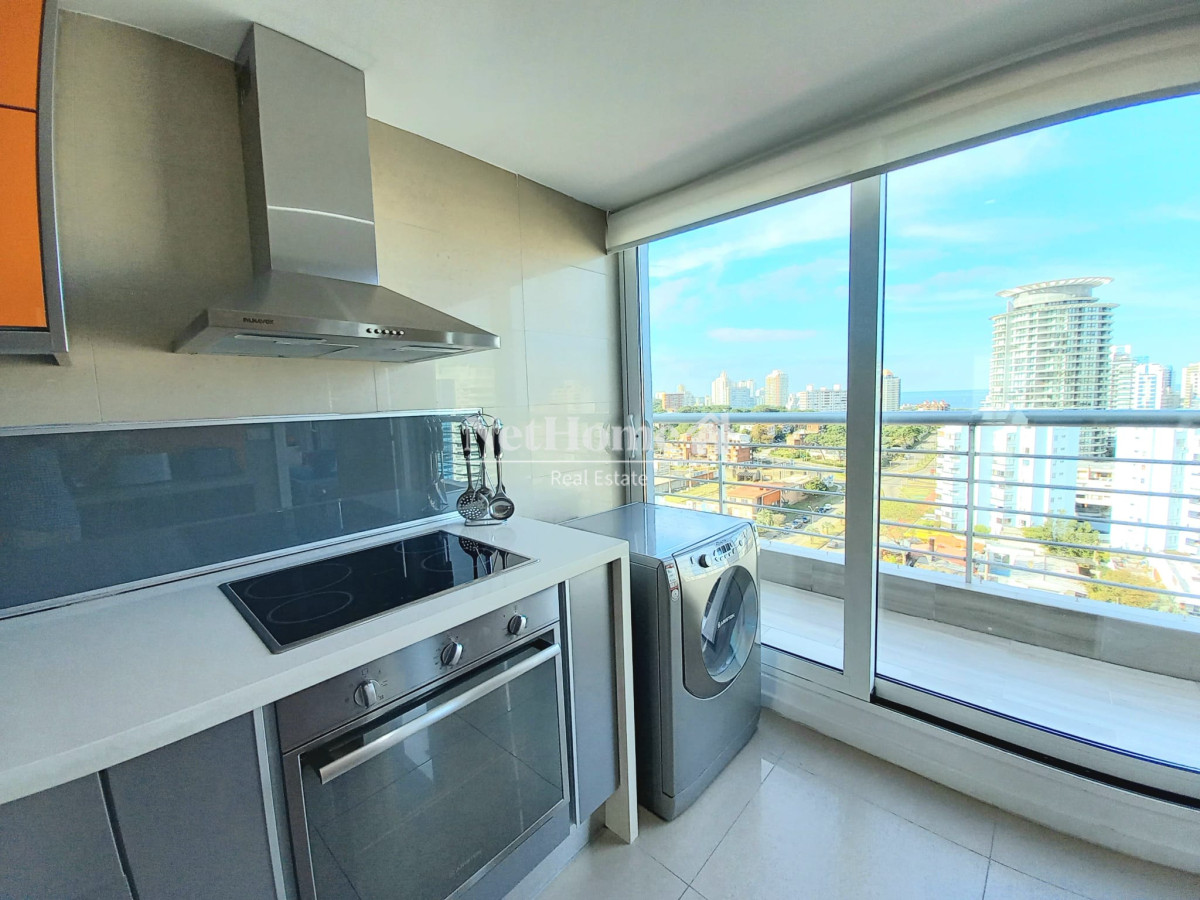 Apartamento ID.233 - Playa Mansa Apartamento 3 dormitorios Vista al Océano
