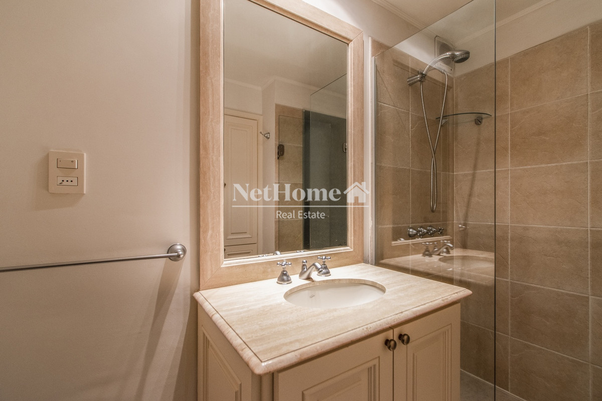 Apartamento ID.232 - Penthouse Frente Al Mar - 4 Dormitorios en Venta 