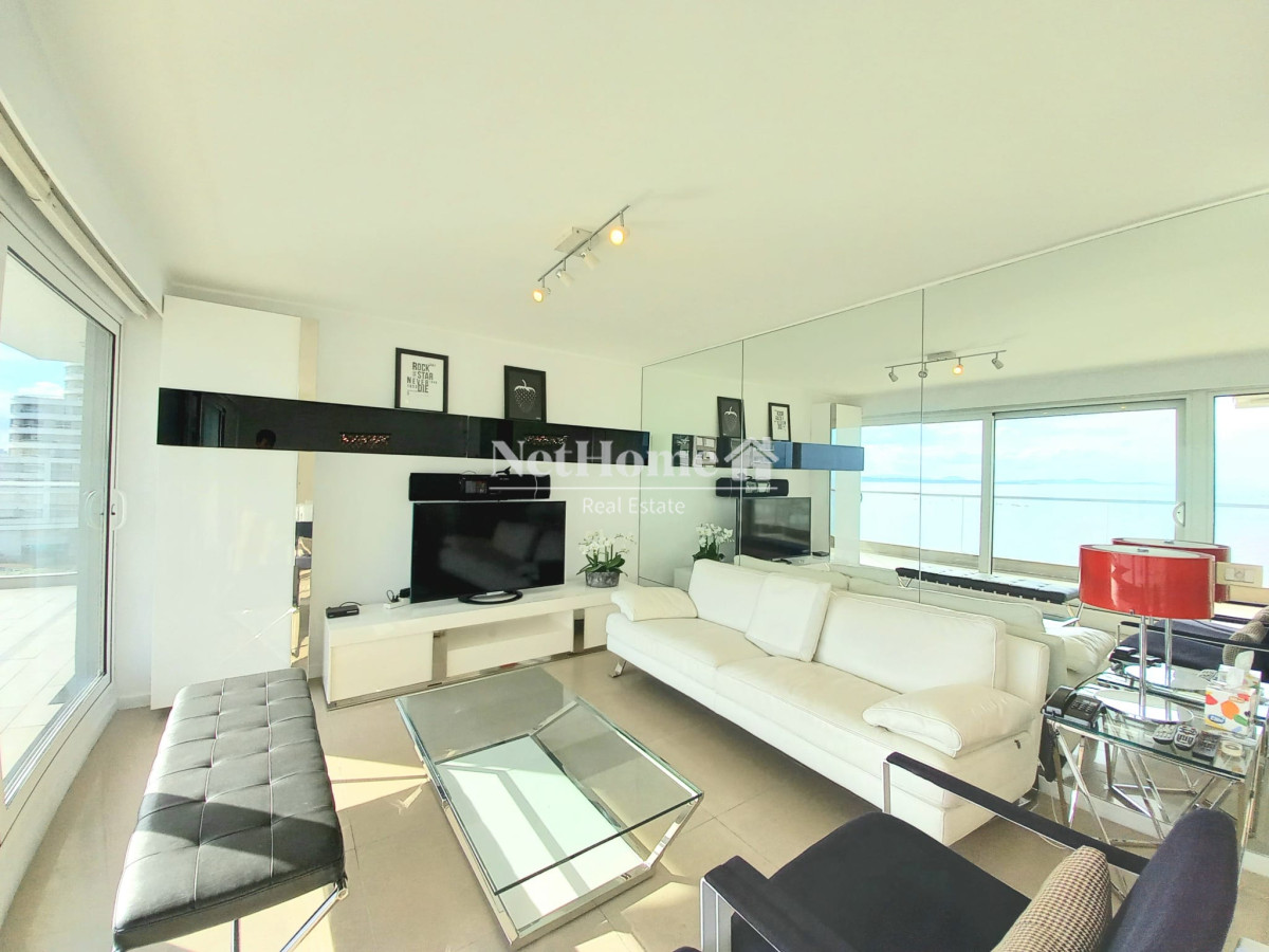Apartamento ID.233 - Playa Mansa Apartamento 3 dormitorios Vista al Océano