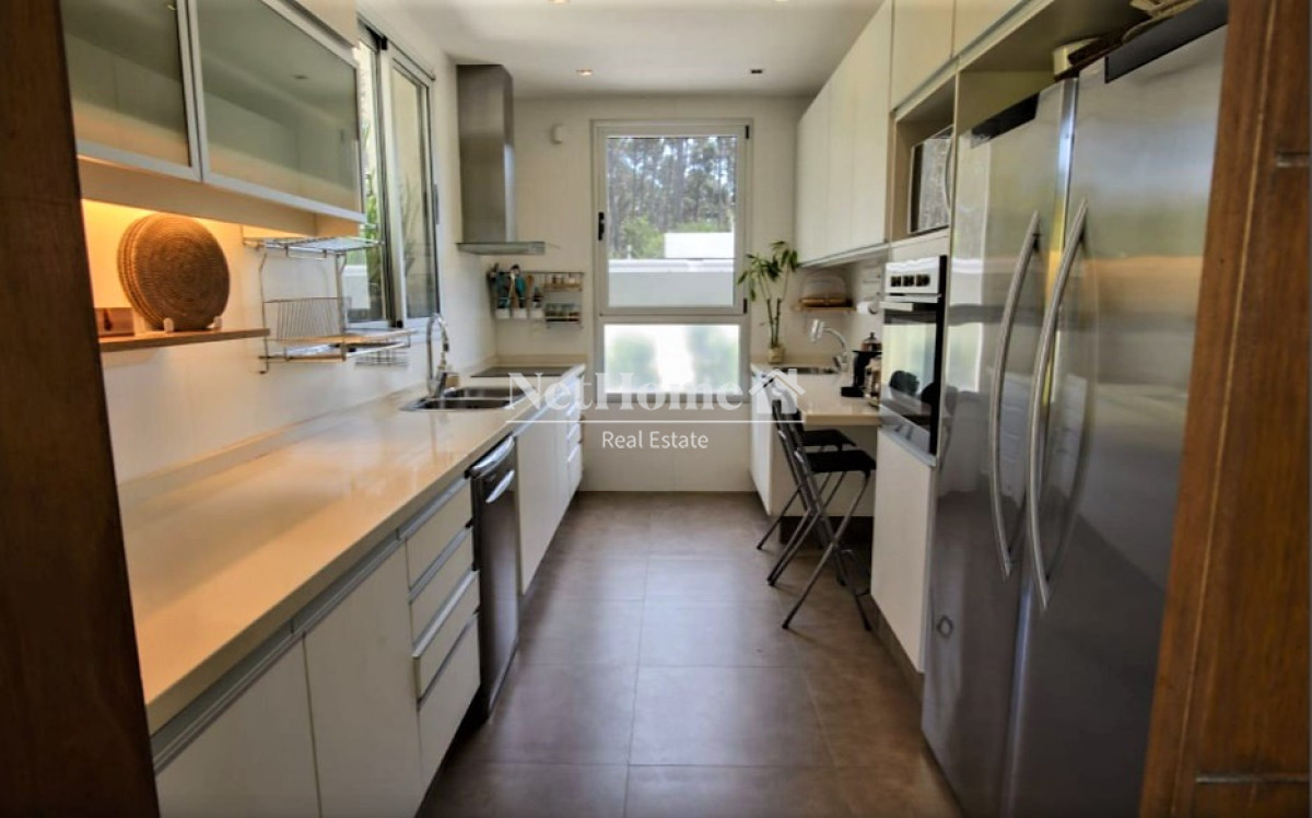 Casa ID.47 - Barrio Privado Rincón del Indio 5 Dormitorios a metros del Mar