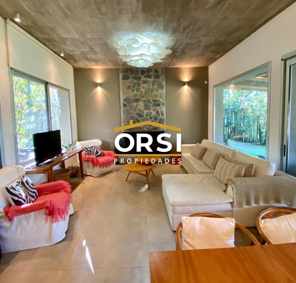 Casa ID.180 - Excelente propiedad en Barrio Privado Venta 