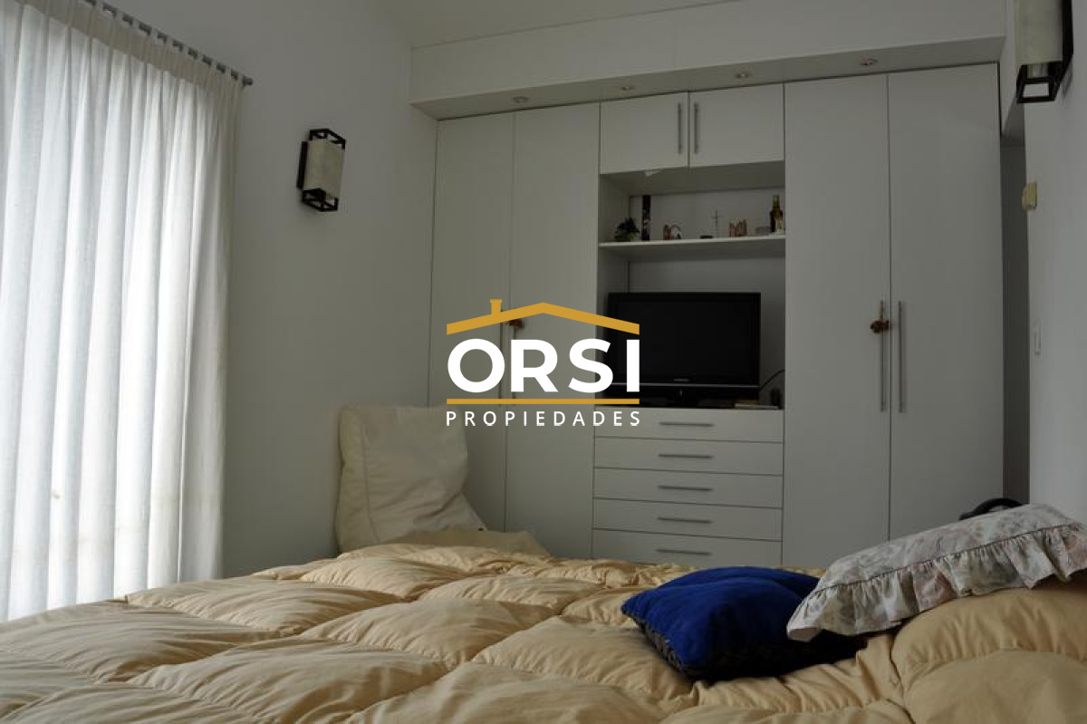 Casa ID.179 - Casa de Cinco dormitorios Playa Mansa Punta del Este 