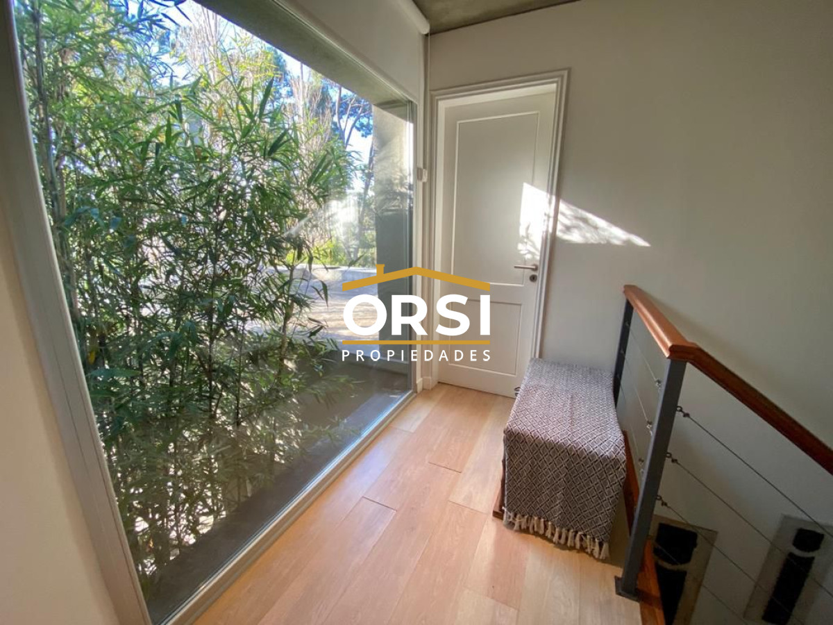 Casa ID.180 - Excelente propiedad en Barrio Privado Venta 