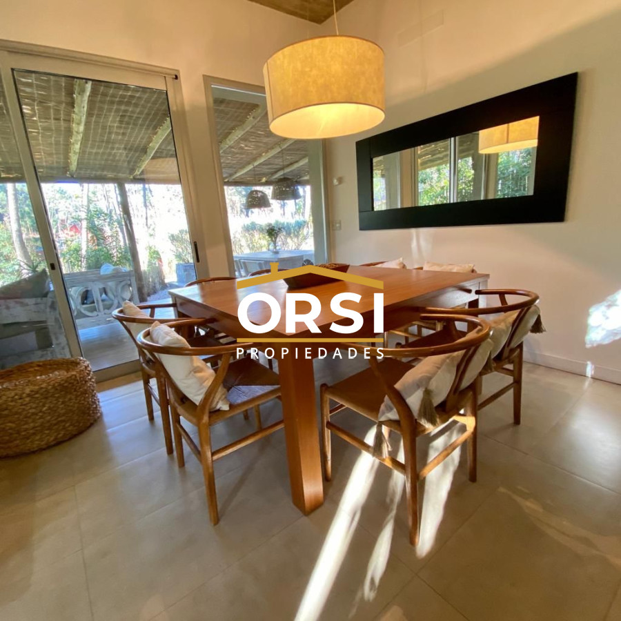Casa ID.180 - Excelente propiedad en Barrio Privado Venta 