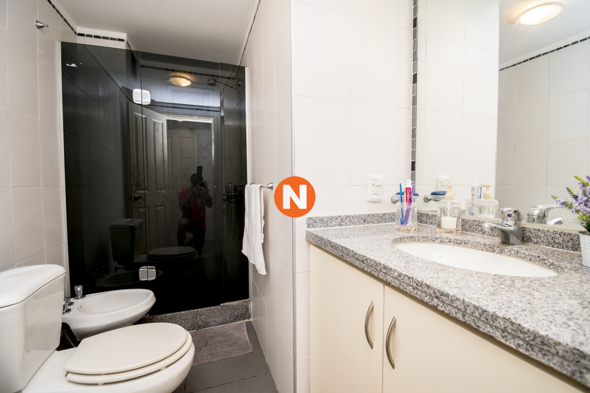 Apartamento Ref.216063 - Amplio y luminoso apartamento de 2 dormitorios en Aidy Grill Venta y Alquiler