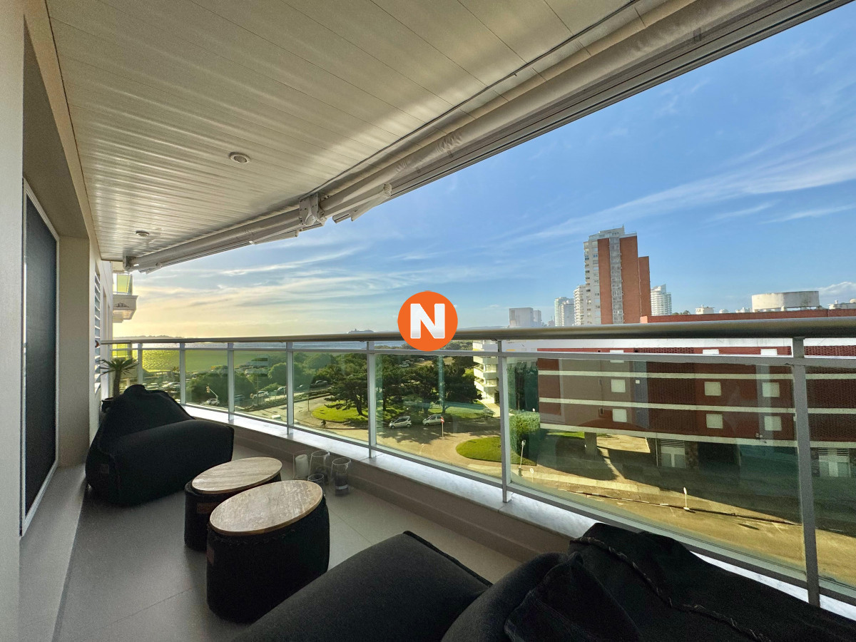Apartamento Ref.221432 - Venta de  apartamento en Coral Tower, Punta Del Este 