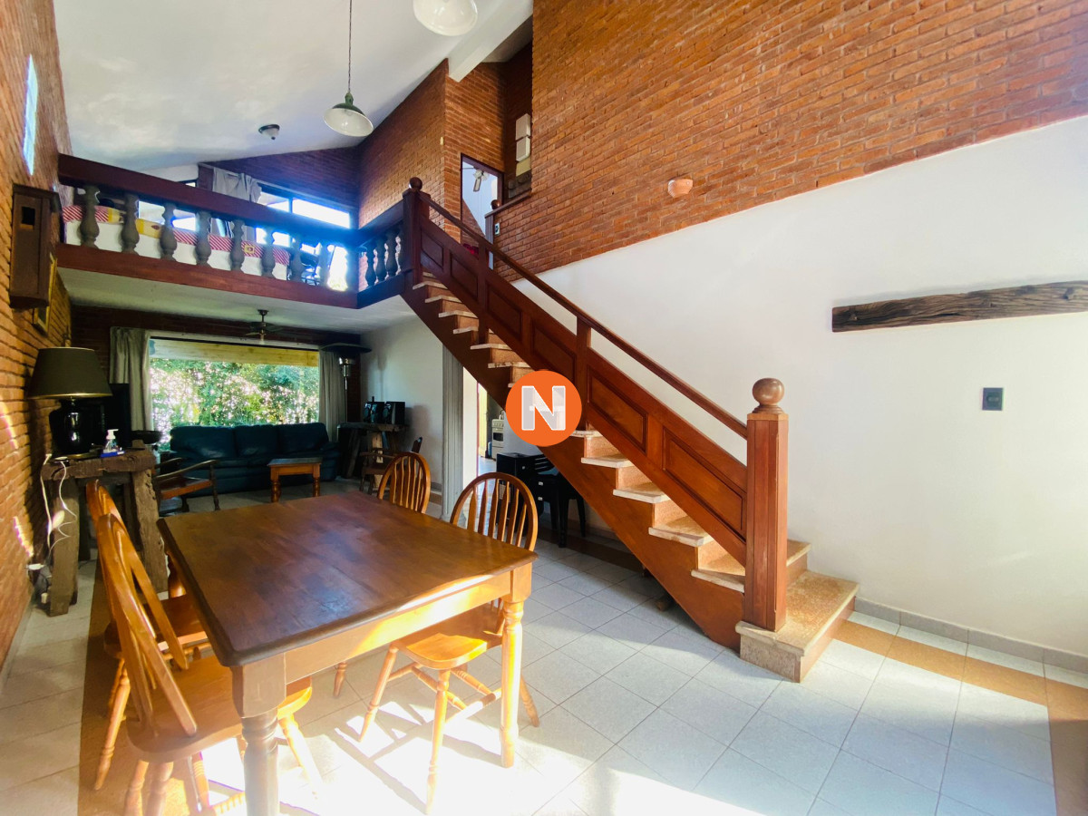 Casa Ref.219533 - Casa en Manantiales, 3 dormitorios cerca de la Playa 