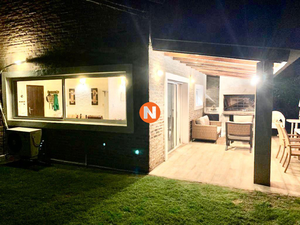 Casa Ref.219526 - Casa en La Barra a 250 metros del puente