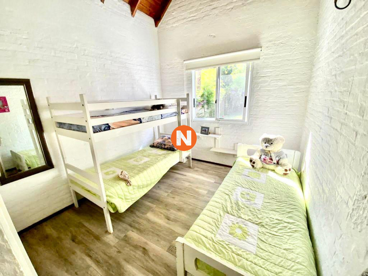 Casa Ref.219526 - Casa en La Barra a 250 metros del puente