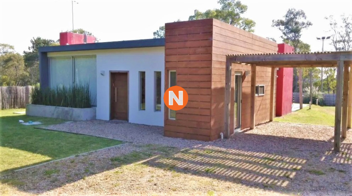 Casa Ref.219539 - Excelente casa de Tres Dormitorios en La Barra