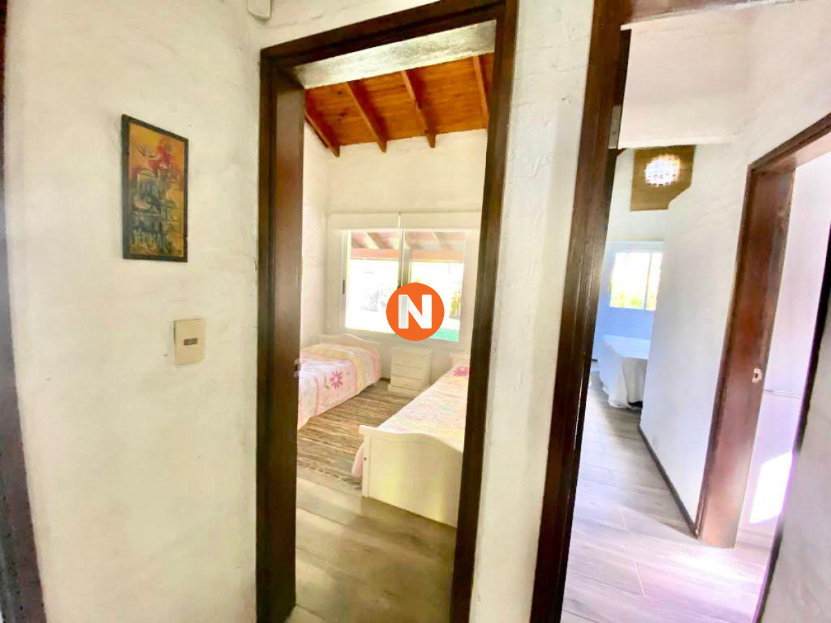 Casa Ref.219526 - Casa en La Barra a 250 metros del puente