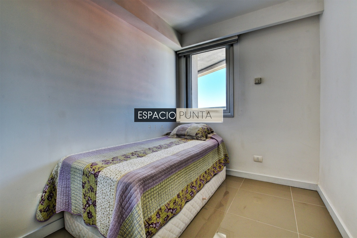 Apartamento ID.1468 - Apartamento en venta en The Forest de Tres Dormitorios, Punta del Este 