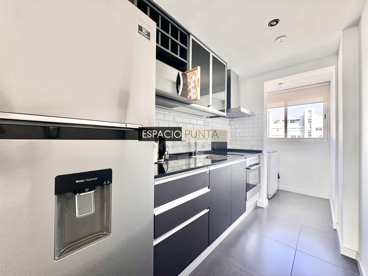 Apartamento ID.1474 - Apartamento en Venta de Tres Dormitorios en Peninsula 