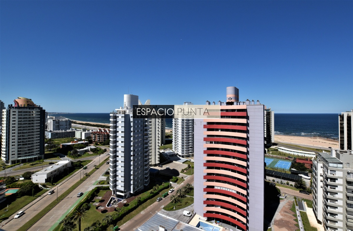 Apartamento ID.1468 - Apartamento en venta en The Forest de Tres Dormitorios, Punta del Este 
