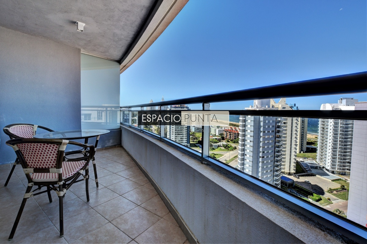 Apartamento ID.1468 - Apartamento en venta en The Forest de Tres Dormitorios, Punta del Este 