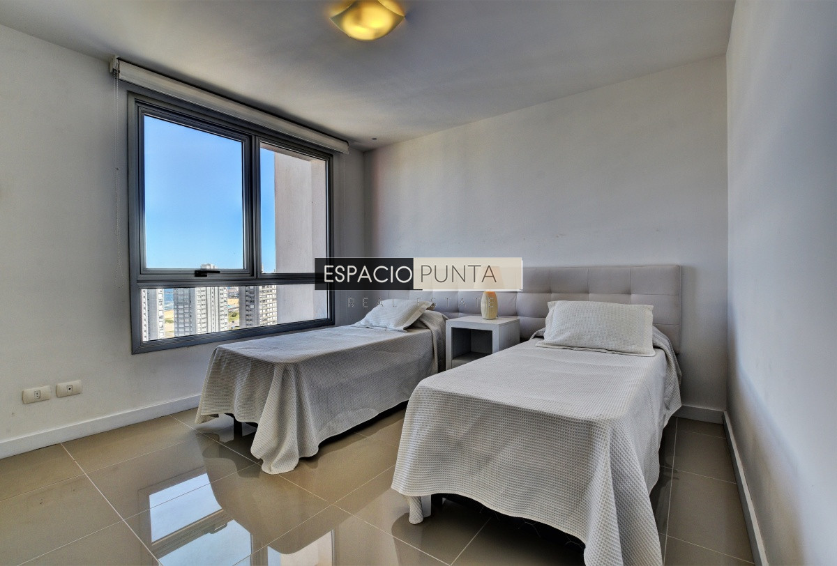 Apartamento ID.1468 - Apartamento en venta en The Forest de Tres Dormitorios, Punta del Este 