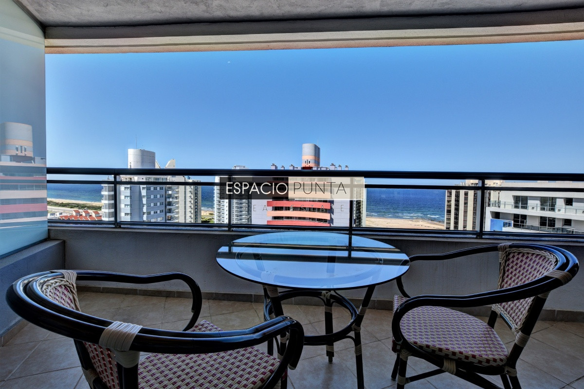 Apartamento ID.1468 - Apartamento en venta en The Forest de Tres Dormitorios, Punta del Este 