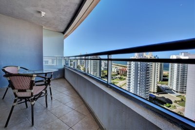 Apartamento en venta en The Forest de Tres Dormitorios, Punta del Este 