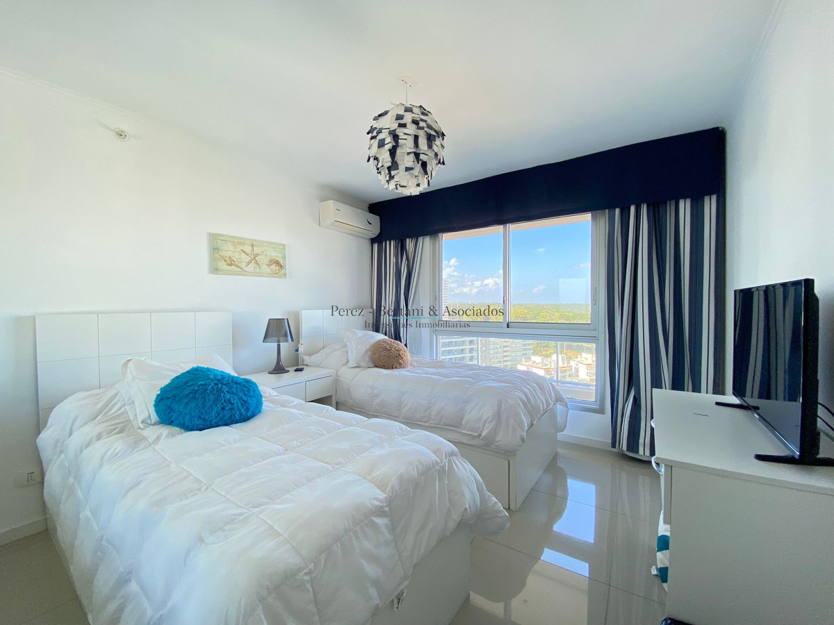 Apartamento ID.226 - Apartamento en Venta en Wind Tower Dos Dormitorios y Dos Baños