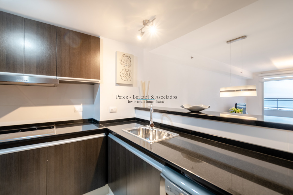 Apartamento ID.894 - Apartamento de Dos Dormitorios con Vista al Mar 