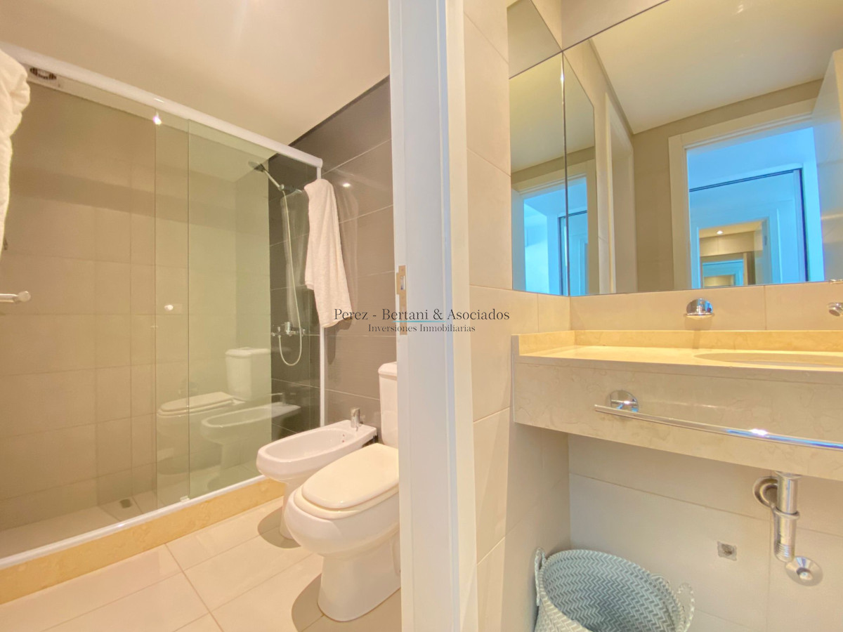 Apartamento ID.226 - Apartamento en Venta en Wind Tower Dos Dormitorios y Dos Baños