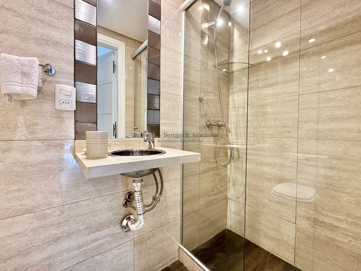 Apartamento ID.246 - Penthouse en Venta en Miami Boulevard 3 suites y servicio